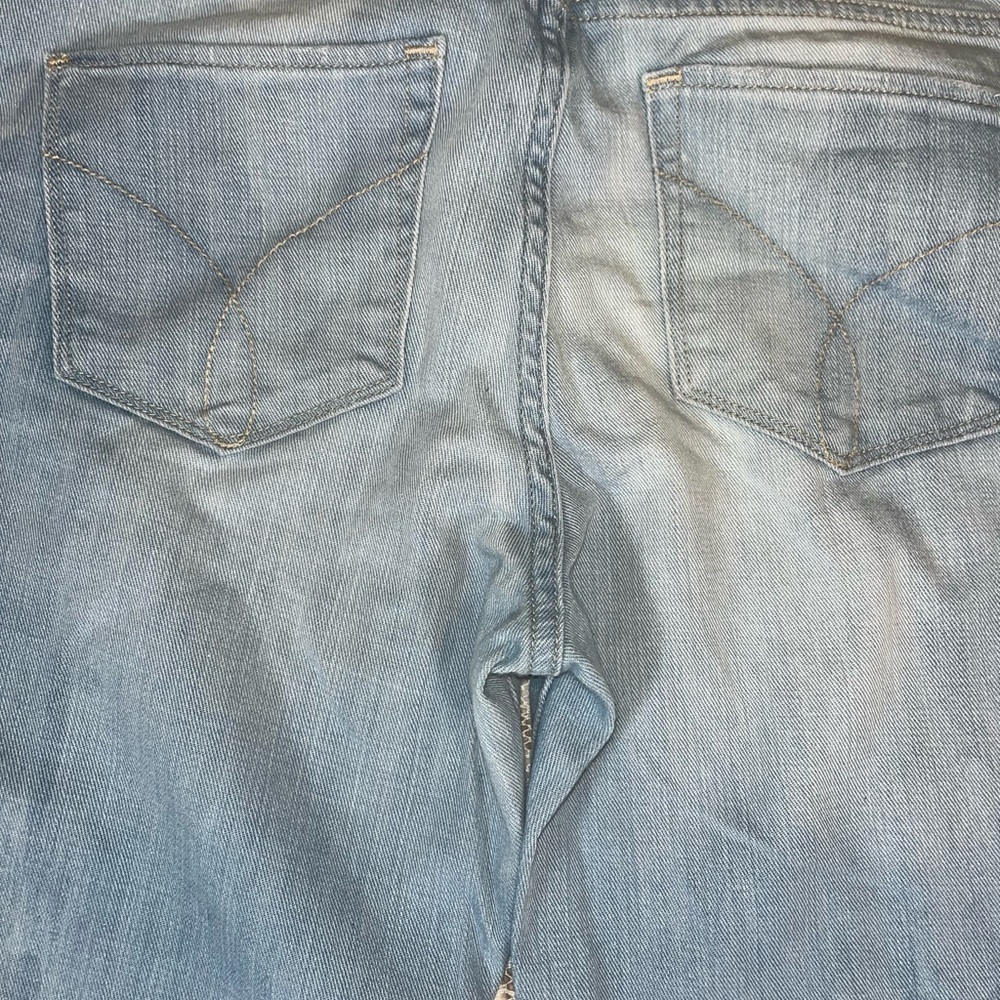 Calvin Klein Jeans Women's Light Blue Boyfriend Jeans - Picture 3 of 8